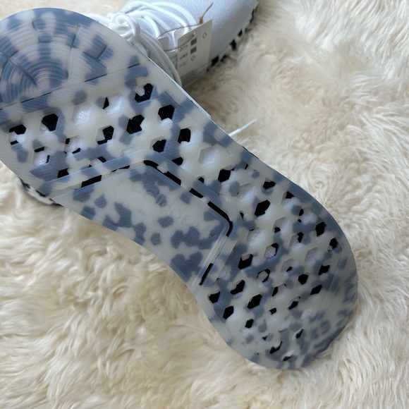 ADIDAS NMD R1 - Picture 7 of 8